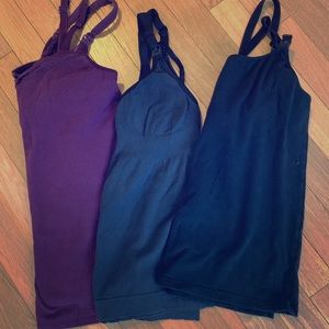 Set of 3 nursing tanks